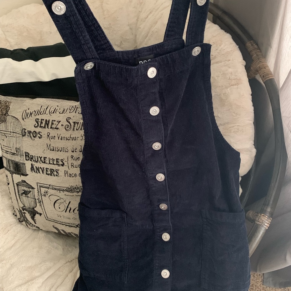 URBAN OUTFITTERS OVERALL DRESS NEVER BEEN WORN